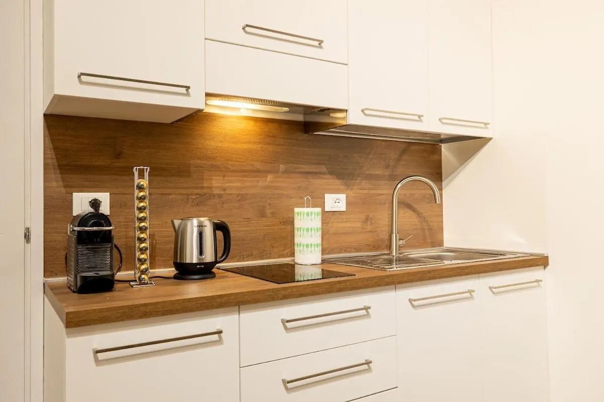 Modern Two-Room Apartment Near Station And Airport Florence
