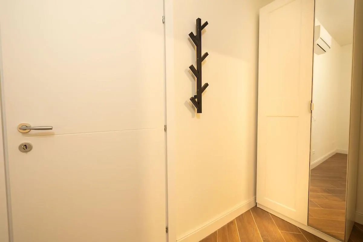 Modern Two-Room Apartment Near Station And Airport Florence