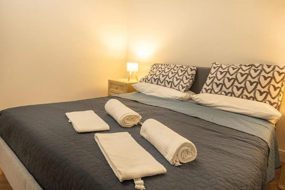 Modern Two-Room Apartment Near Station And Airport Florence