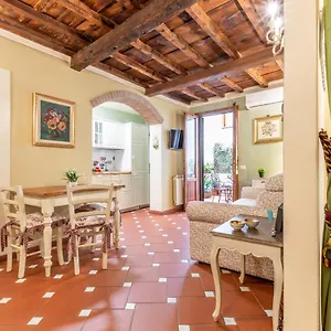 Apartment Romantic, Florence