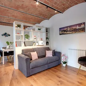 Apartment Bonnie - Clyde - Marvin By Mamo, Florence