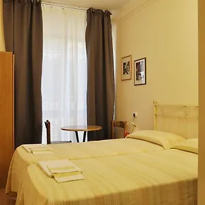 Por Santa Maria Hotel